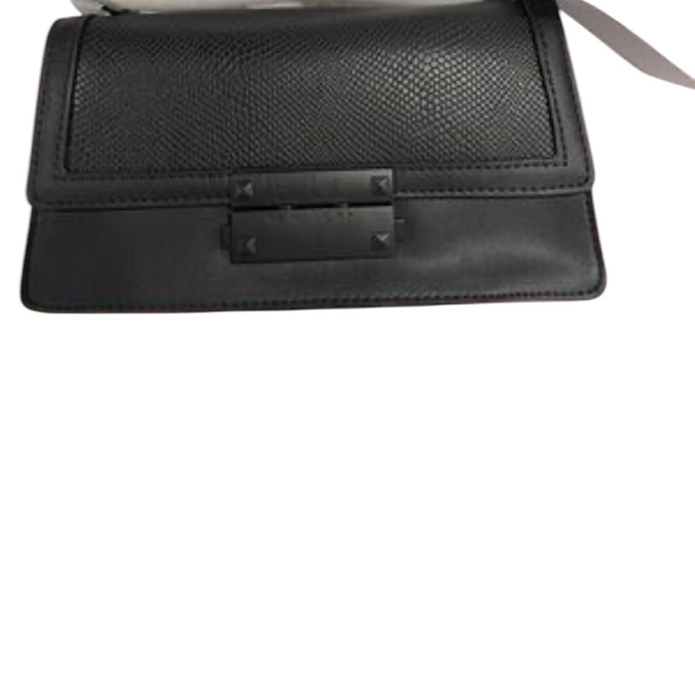 Black Handbag​ - Picture 2 of 2